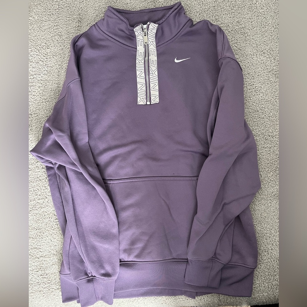 Nike Women’s 1/4 Zip